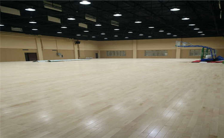 硬木企口風(fēng)雨操場運動地板施工技術(shù)方案