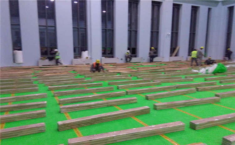 籃球館木地板為什么大多數(shù)選用楓木