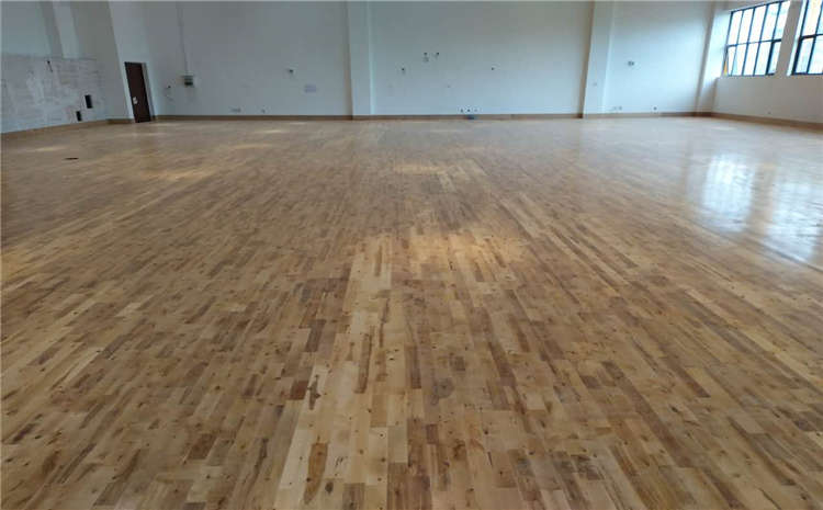 20厚木地板籃球場(chǎng)品牌廠家