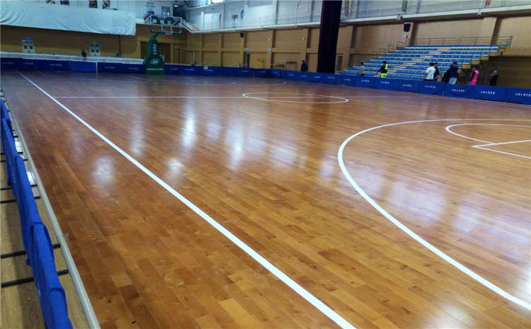 俄勒岡松木地板籃球場造價