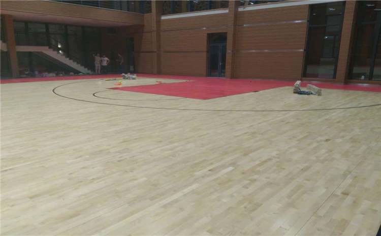 常用的籃球地板保養(yǎng)