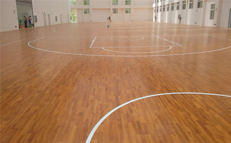 柞木風(fēng)雨操場運(yùn)動地板板式龍骨結(jié)構(gòu)