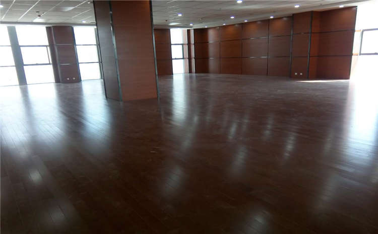 哈爾濱實(shí)木運(yùn)動(dòng)地板每平米價(jià)格