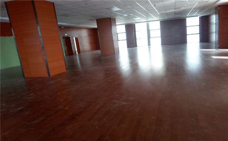 拼裝體育場(chǎng)館木地板品牌電話