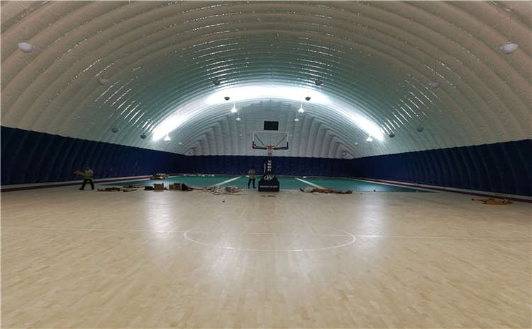 五角楓籃球場地木地板怎么翻新？