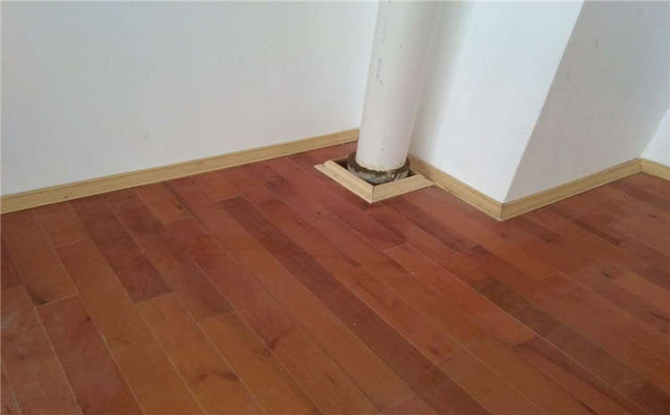 專業(yè)的羽毛球館木地板一平米價(jià)格