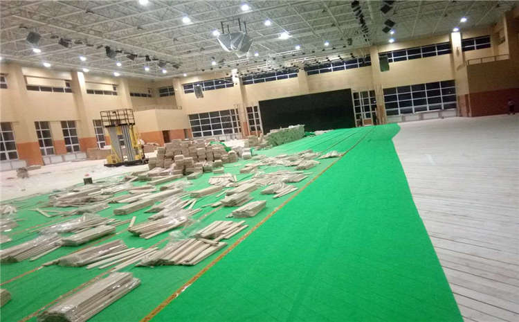 指接板木地板籃球場(chǎng)造價(jià)是的多少？