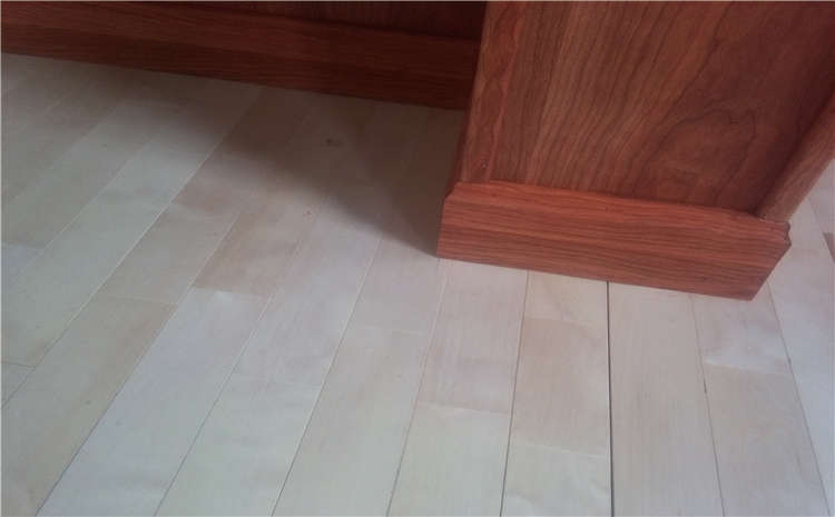 運(yùn)動(dòng)木地板性能要求和安裝