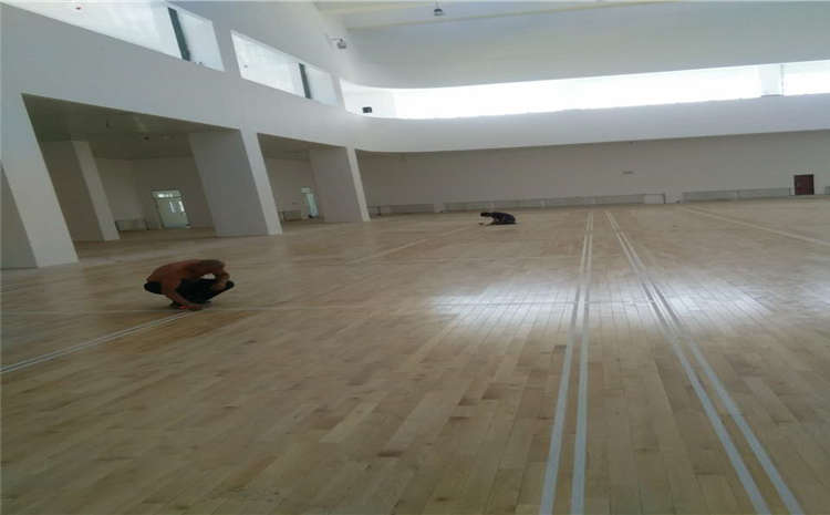 運(yùn)動木地板龍骨結(jié)構(gòu)