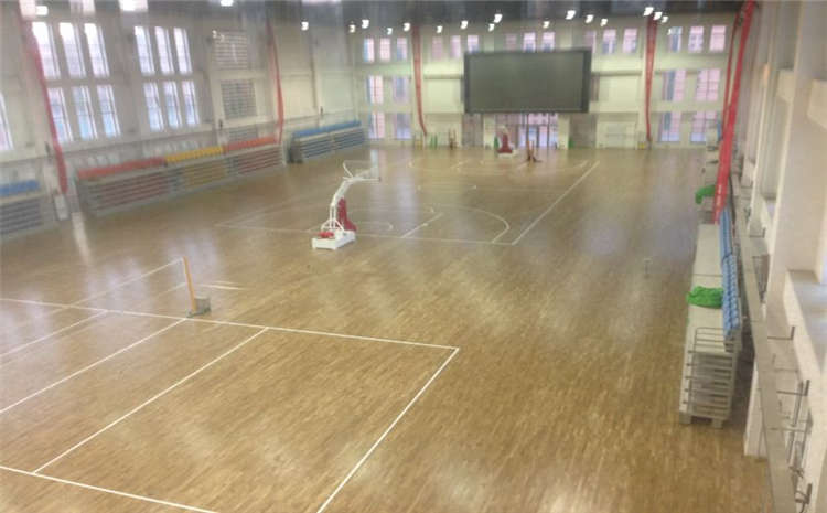 柞木舞臺(tái)運(yùn)動(dòng)木地板安裝工藝