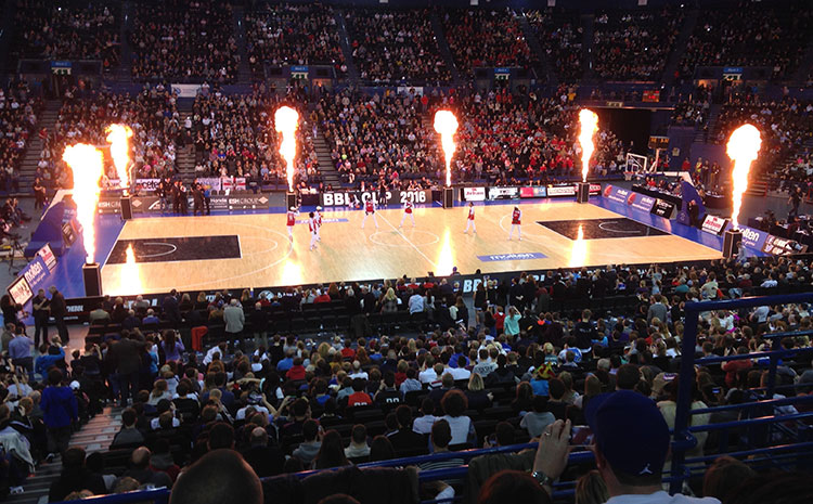 學(xué)校風(fēng)雨操場(chǎng)運(yùn)動(dòng)地板安裝工藝