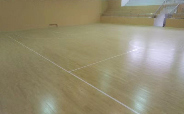 20厚籃球運(yùn)動(dòng)地板安裝工藝