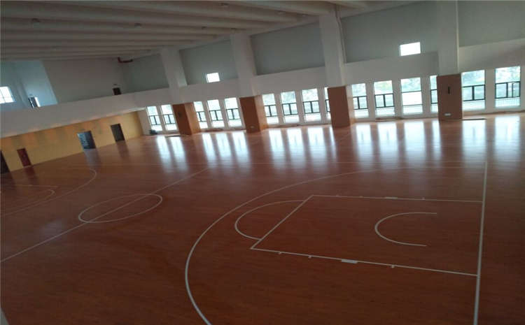 場(chǎng)館體育場(chǎng)館木地板廠家批發(fā)