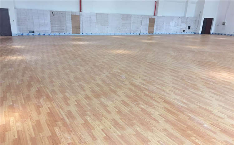 北京楓木實木運(yùn)動地板哪個品牌好
