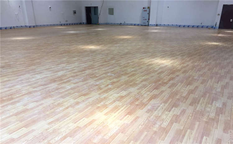 江西學(xué)校運(yùn)動木地板施工方案