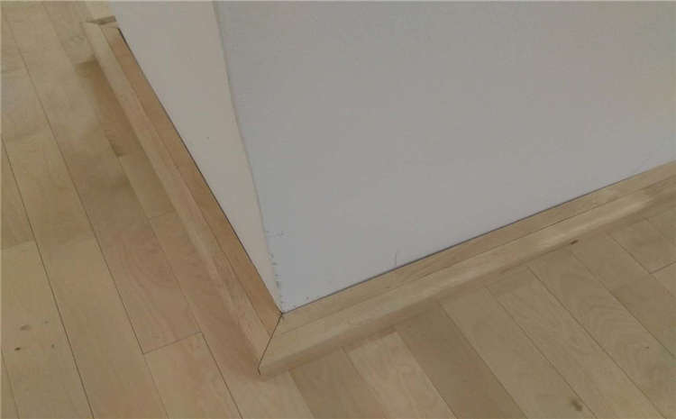 運(yùn)動(dòng)木地板性能要求和安裝