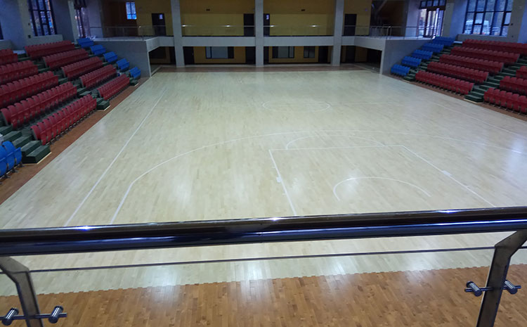 橡膠木舞臺(tái)運(yùn)動(dòng)木地板廠(chǎng)家去哪找？