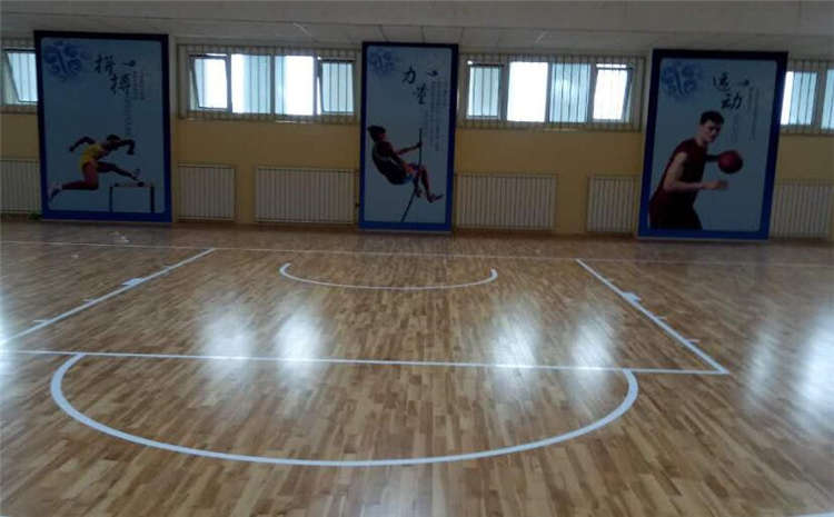 柞木籃球場實(shí)木地板一平米價(jià)格