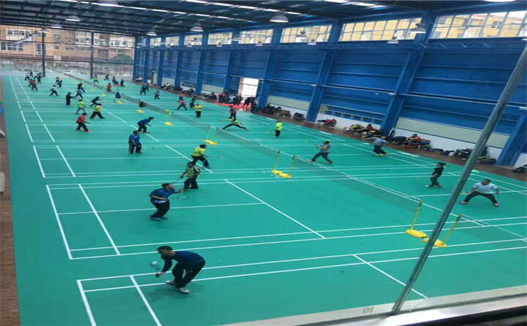 22厚體育木地板造價(jià)