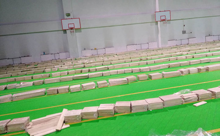 風(fēng)雨操場實木地板報價