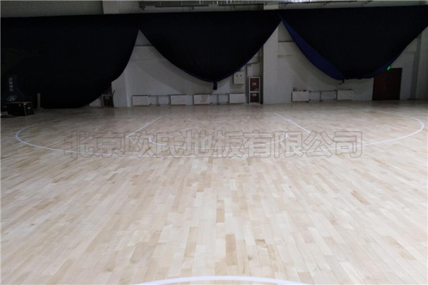 北京房山區(qū)燕山體育館木地板項目