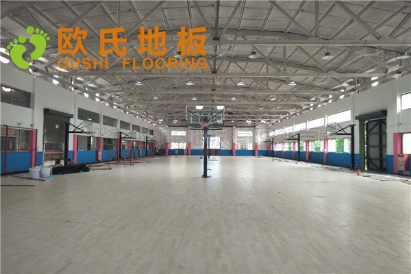 廣東YBDL江門(mén)HOOP PARK籃球公園木地板項(xiàng)目