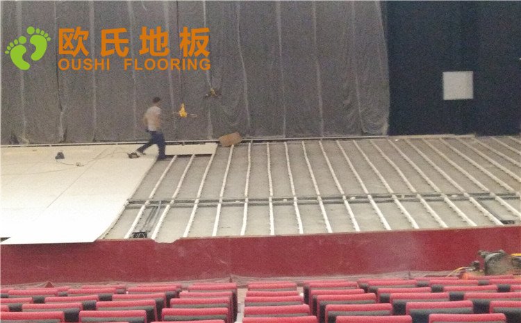 河北唐山師范學(xué)院舞臺(tái)木地板圖片