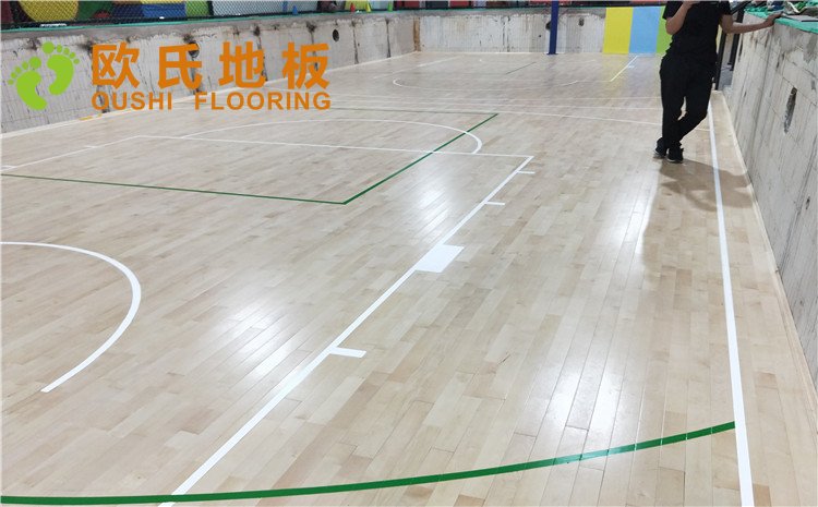 北京個(gè)人室內(nèi)籃球館木地板圖片